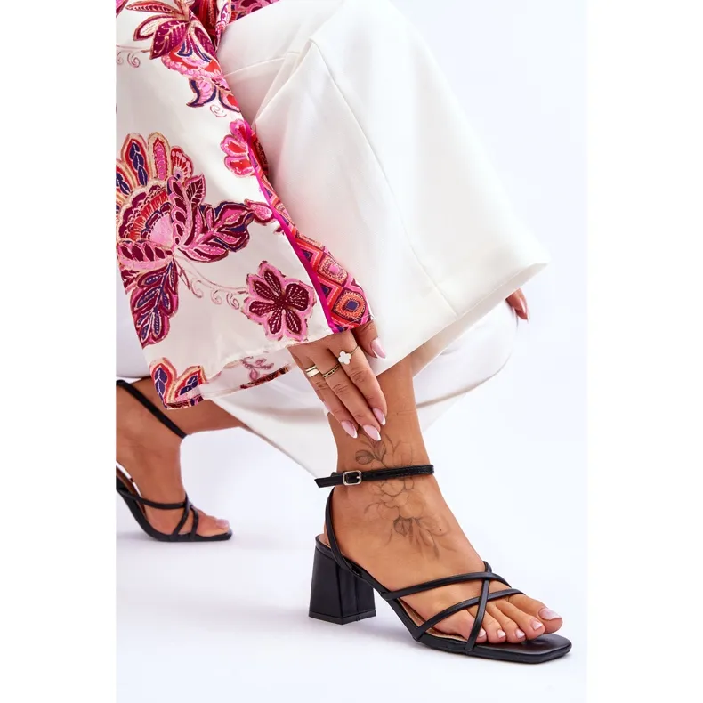 Fashionable Sandals With Black Felisa High Heels