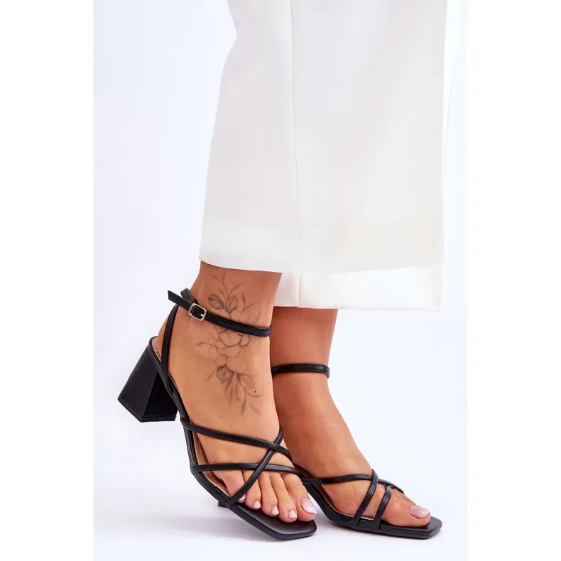 Fashionable Sandals With Black Felisa High Heels