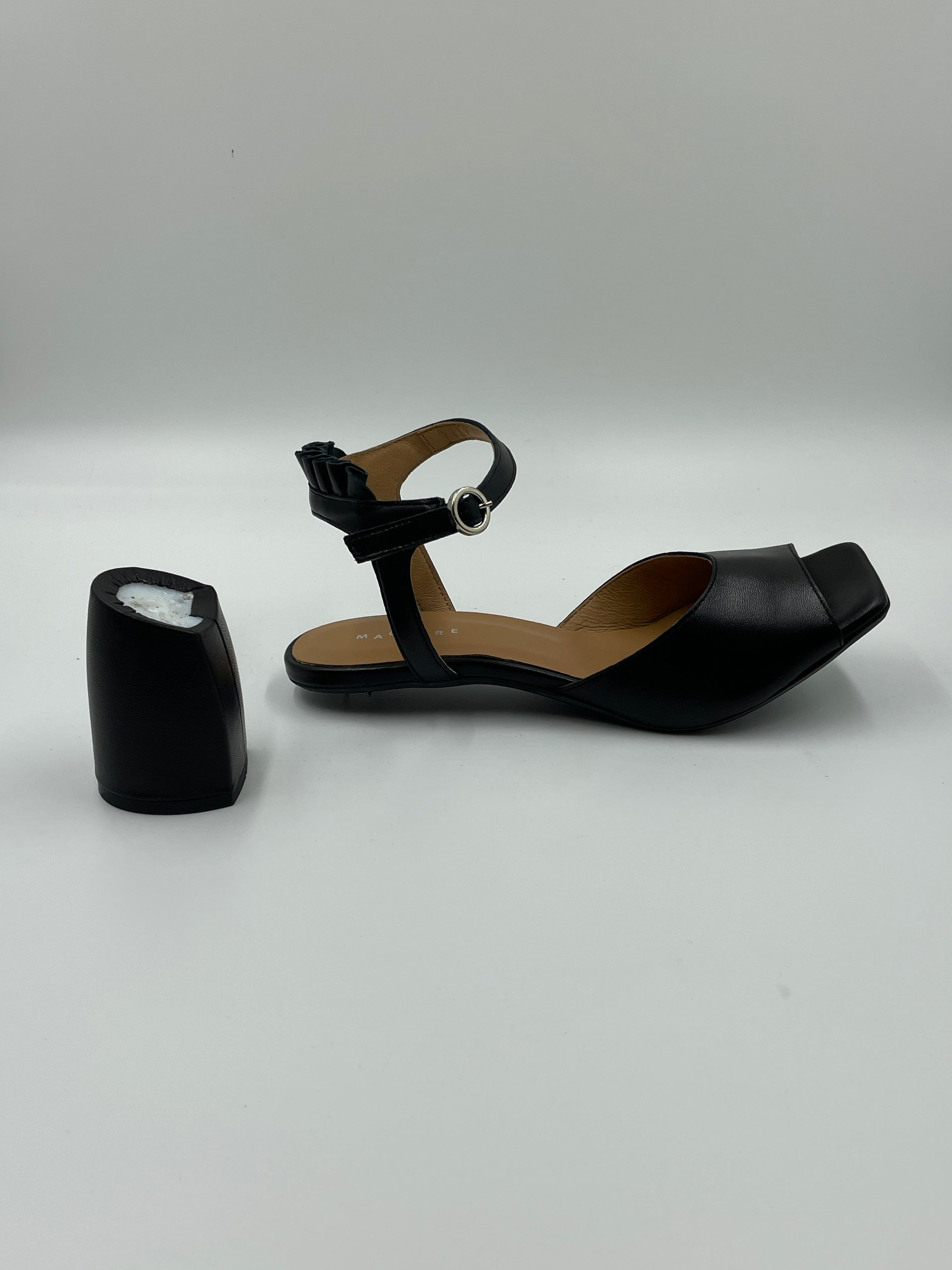 Imperfect Zamora Black Heel