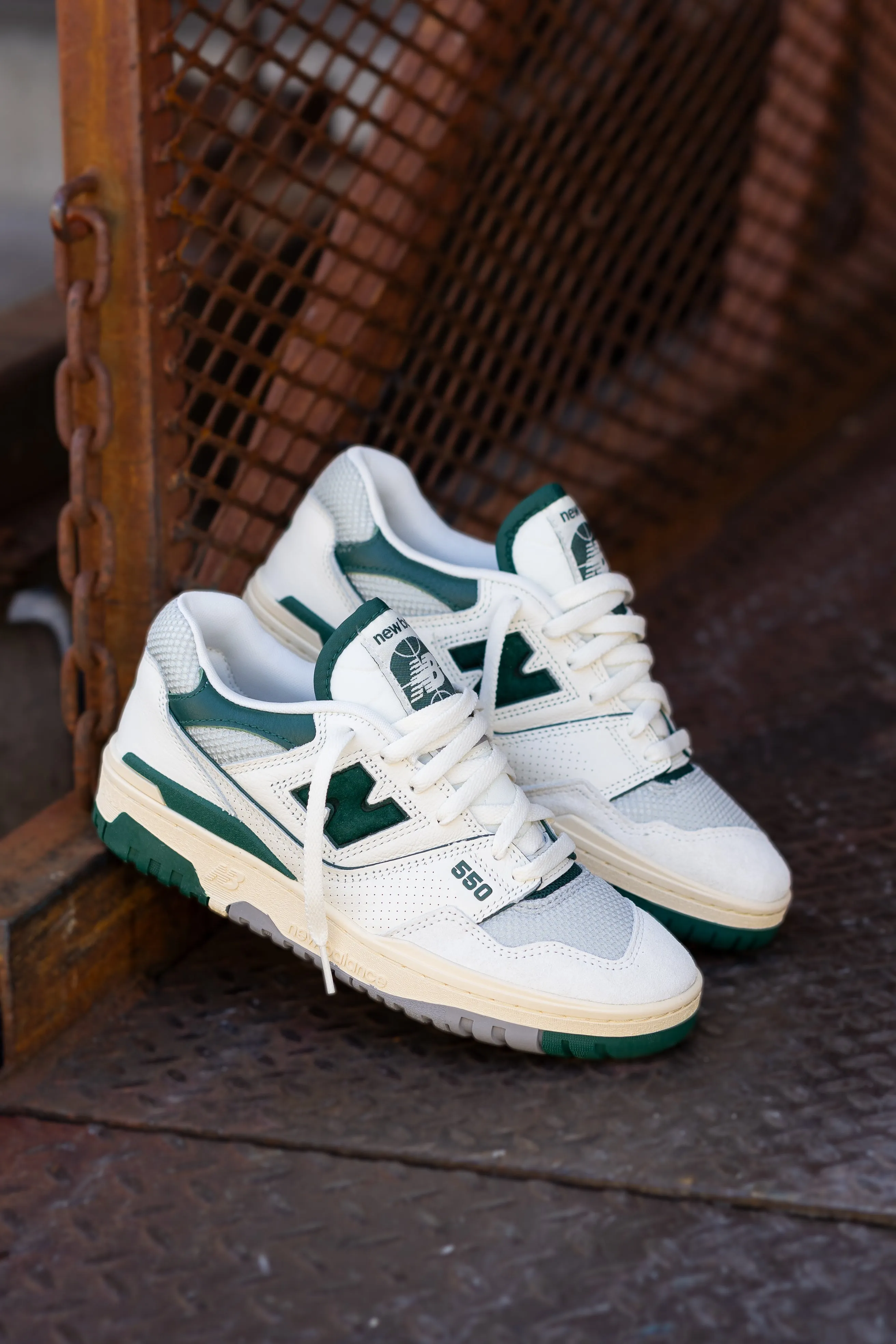 Mens New Balance 550 (White/Green) - BB550CPE