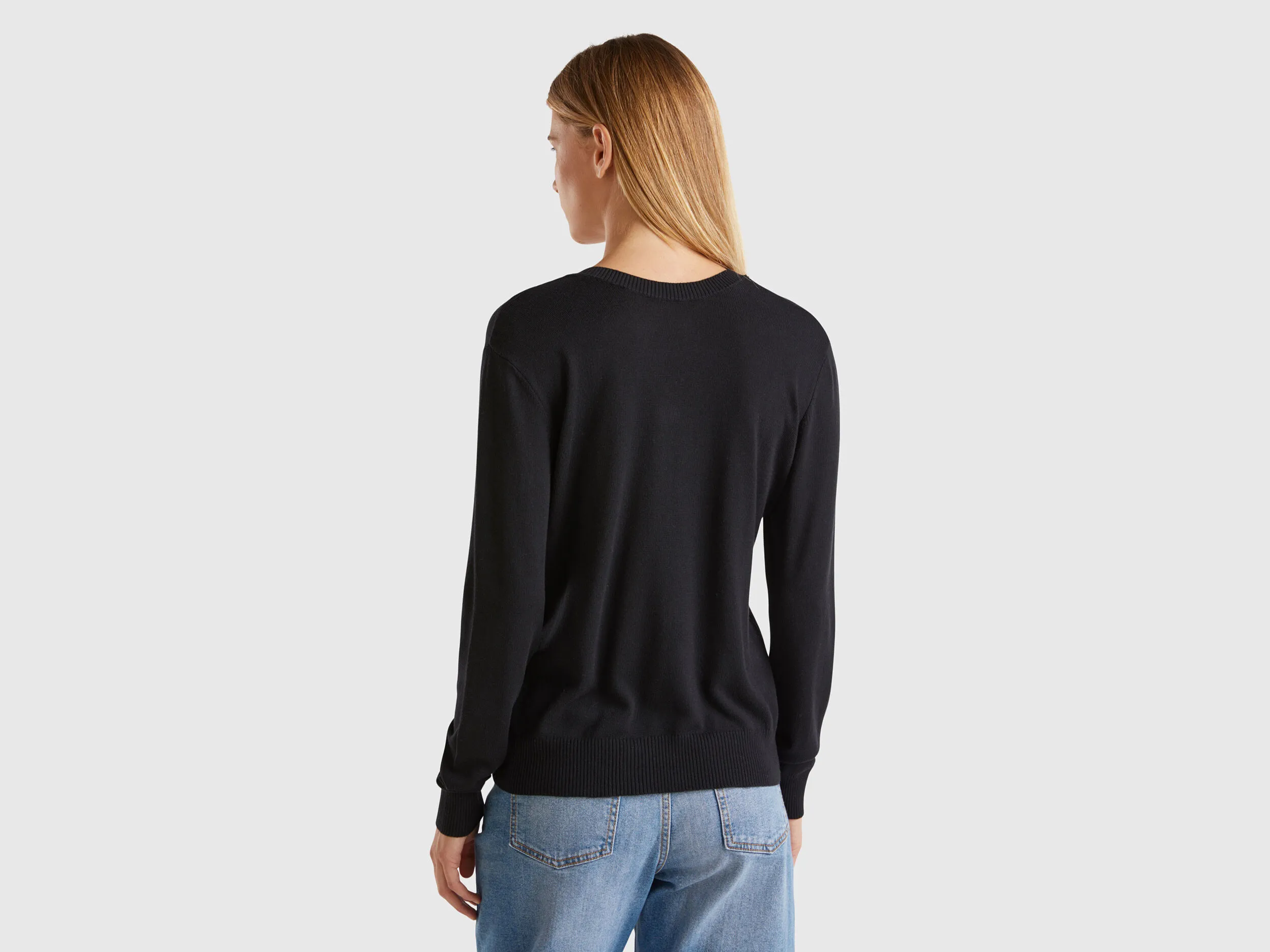 V-neck sweater in Modal® blend - Black | Benetton